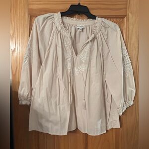 Wonderly Sz 2X Embroidered Beige Blouse, EUC